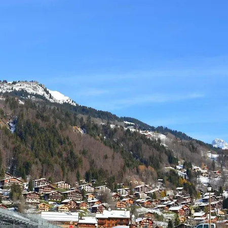 4 Pers. Proche Patinoire Et Pistes, Parking, Menage Inclus, Navette A Proximite - Fr-1-241-157 * Le Grand-Bornand