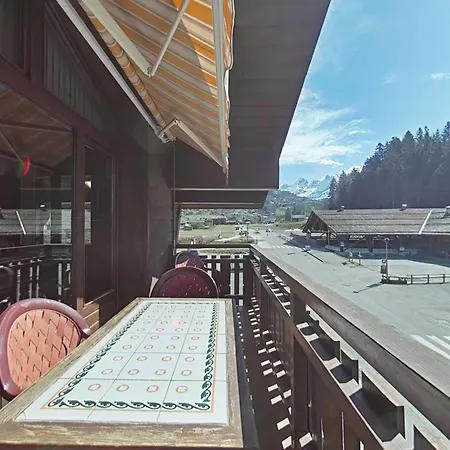 4 Pers. Proche Patinoire Et Pistes, Parking, Menage Inclus, Navette A Proximite - Fr-1-241-157 * Le Grand-Bornand
