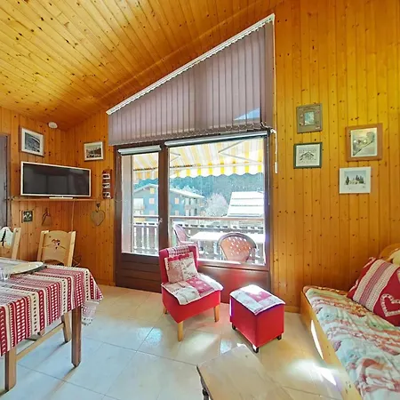 Appartement Studio/cabine/mezz 5 Pers Avec Navette, A 600m Du Centre - *