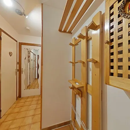 4 Pers. Proche Patinoire Et Pistes, Parking, Menage Inclus, Navette A Proximite - Fr-1-241-157 Appartement Le Grand-Bornand
