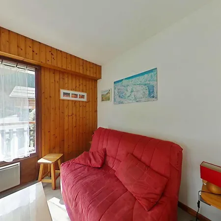 4 Pers. Proche Patinoire Et Pistes, Parking, Menage Inclus, Navette A Proximite - Fr-1-241-157